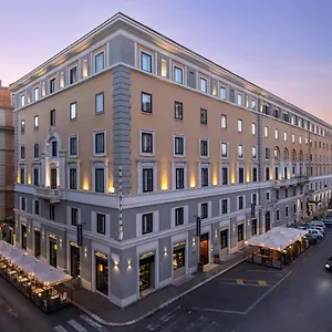 **** Hotell Golden Tulip Piram Italien